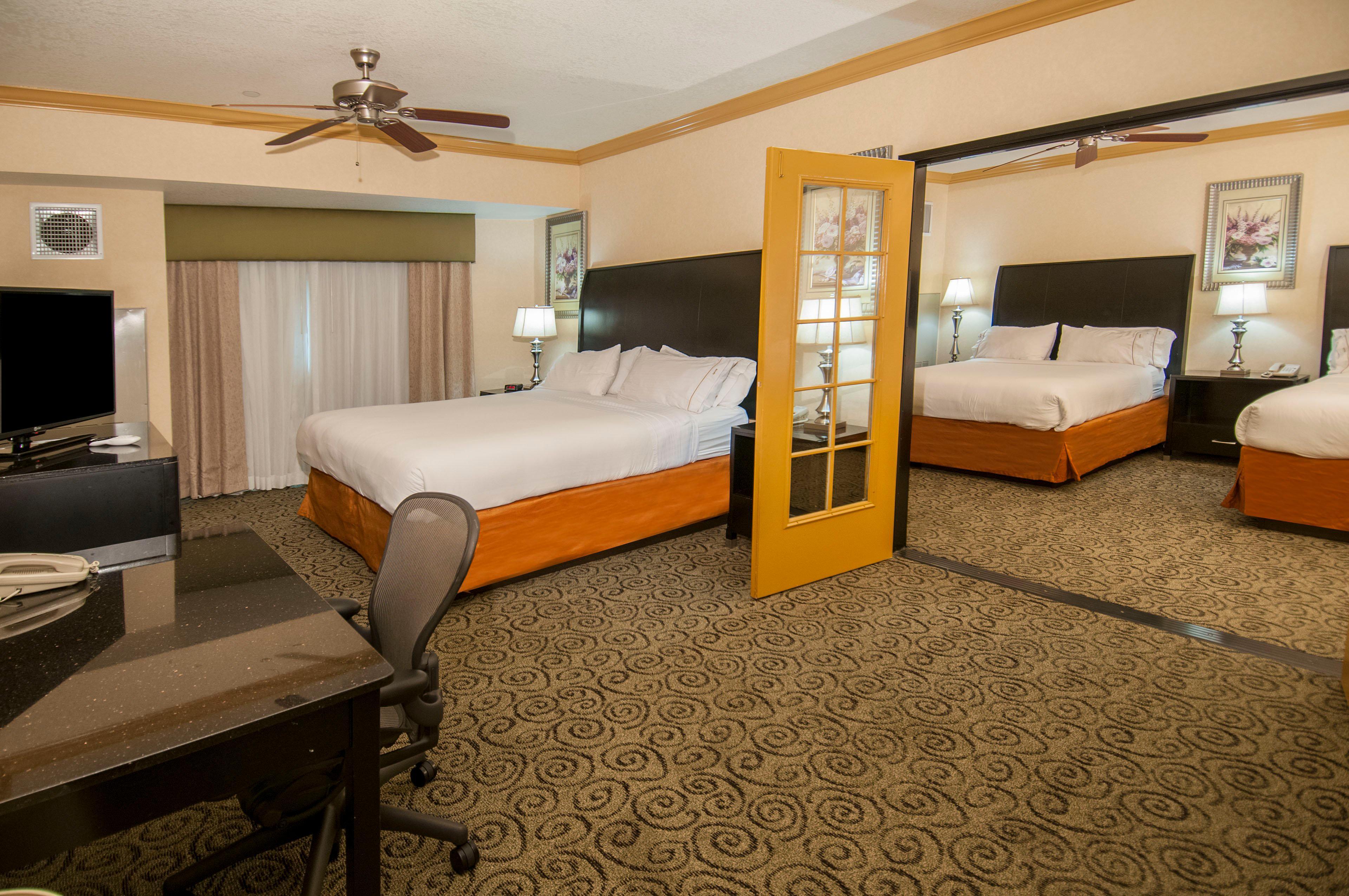 Holiday Inn Express & Suites Bakersfield Central By Ihg Kültér fotó