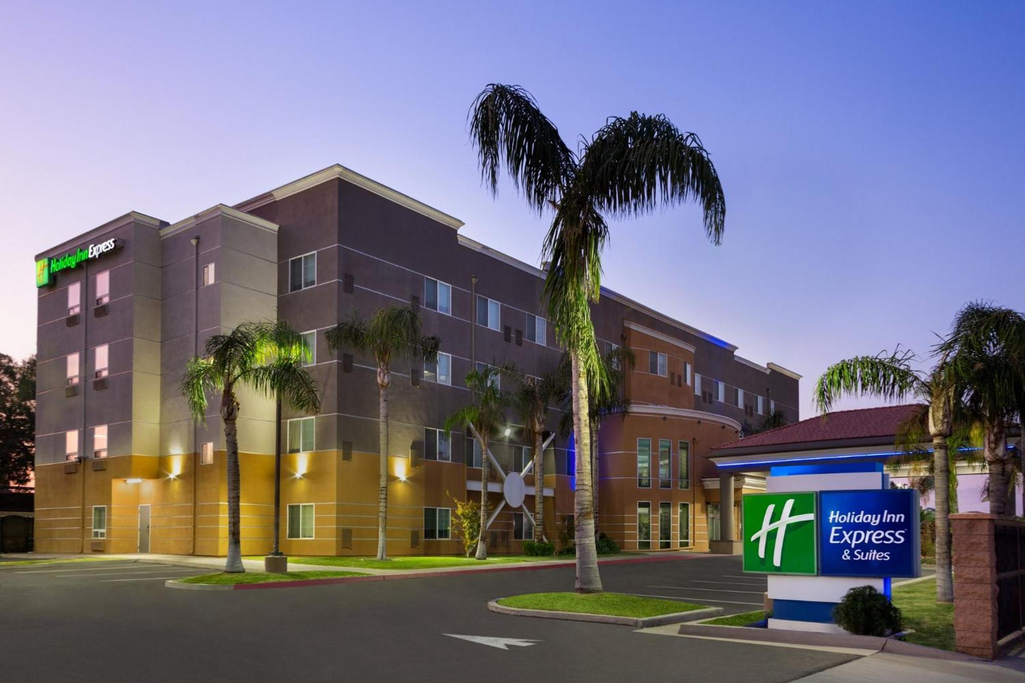 Holiday Inn Express & Suites Bakersfield Central By Ihg Kültér fotó