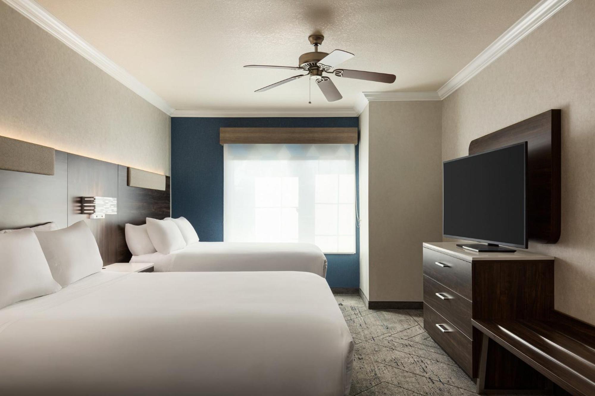 Holiday Inn Express & Suites Bakersfield Central By Ihg Kültér fotó